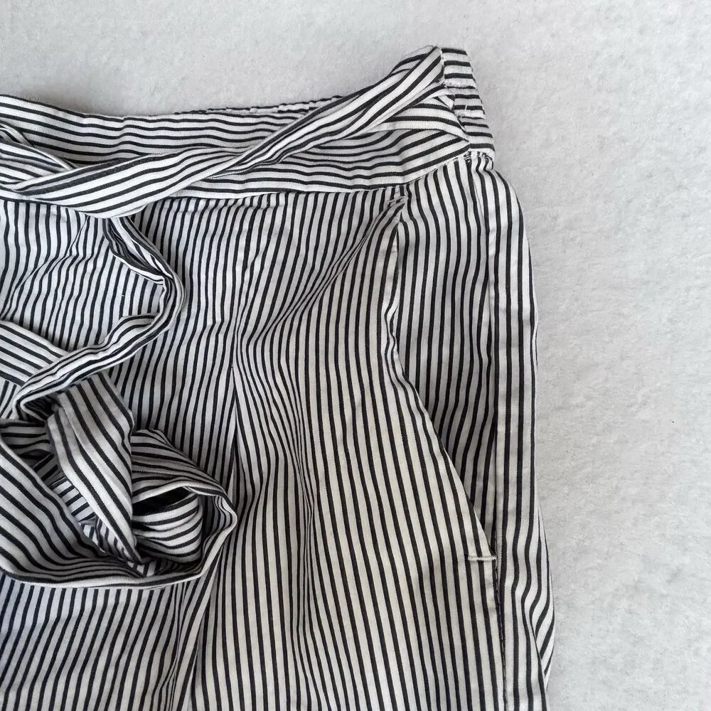 J.Crew Sack Style shorts Size 12 Tie Belt Black & White Pin Stripes High Rise